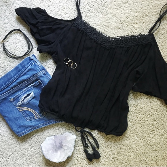 Boho Black Festival Crop Top 🌿 - Picture 1 of 6